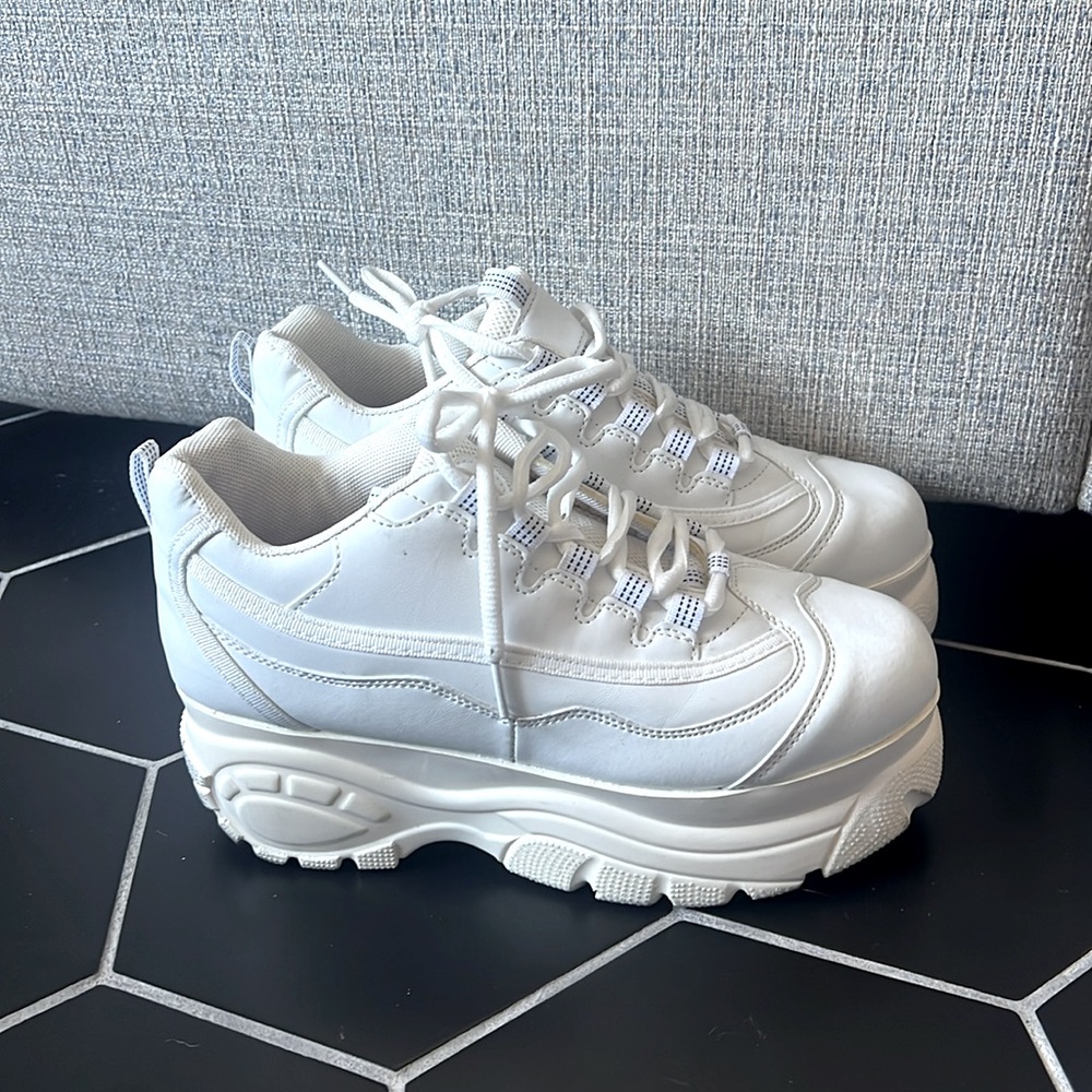 NWOT Platform white sneakers